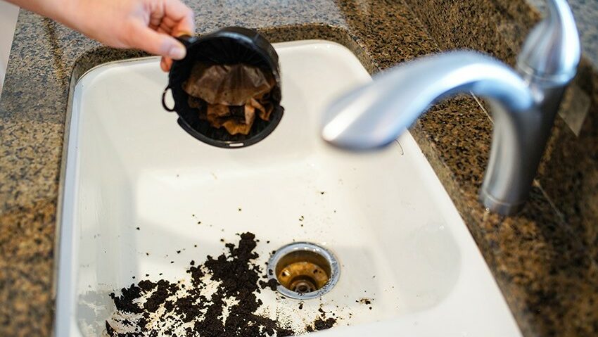 damaging-your-homne-coffee-grounds